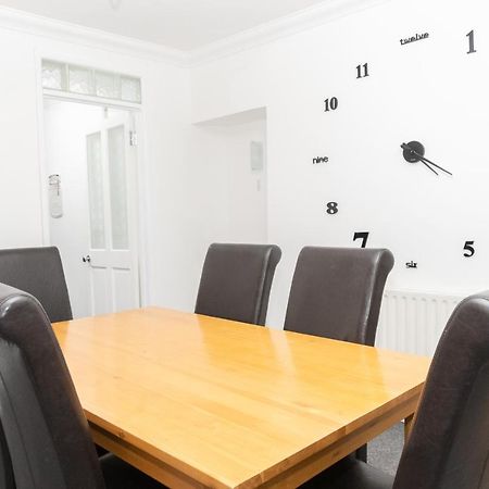 Business Friendly 3Br Home - King Size Beds & Centrally Located Swansea Bagian luar foto