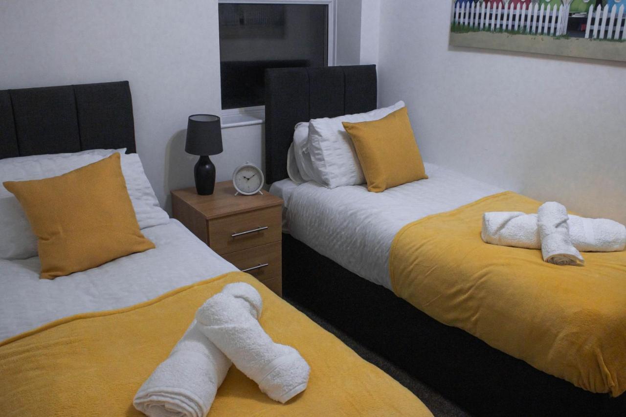 Business Friendly 3Br Home - King Size Beds & Centrally Located Swansea Bagian luar foto